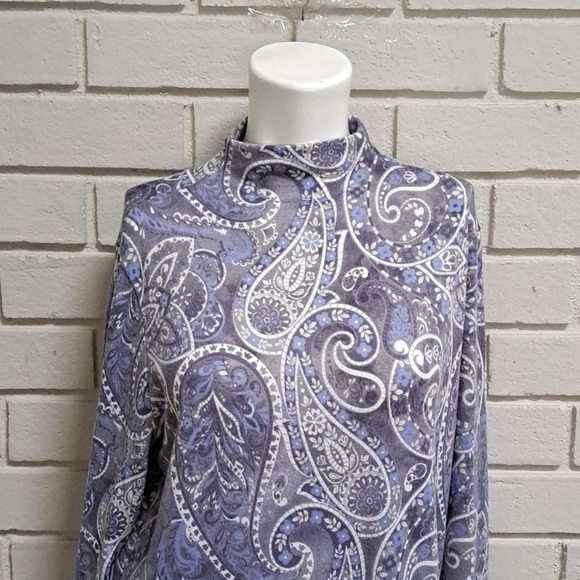 Emily Danielle Paisley Mock Neck Long Sleeve Blouse. Size Large NWT - Picture 2 of 9